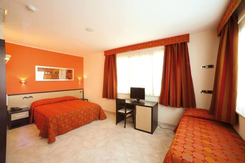 Hotel Cristina Rocca San Giovanni Eksteriør billede