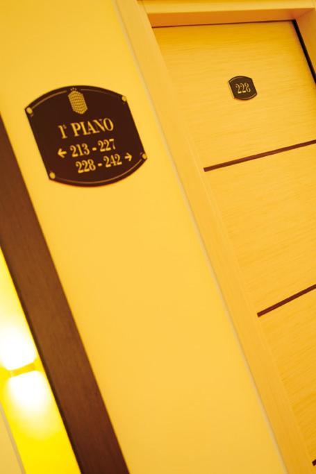 Hotel Cristina Rocca San Giovanni Eksteriør billede